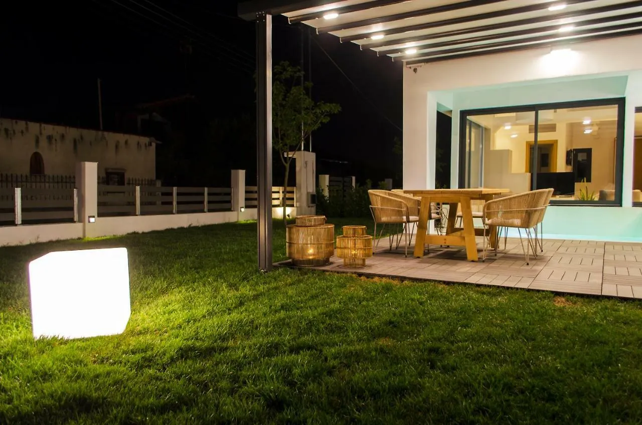 Гостевой дом Thea Suites Nea Kallikrateia Греция